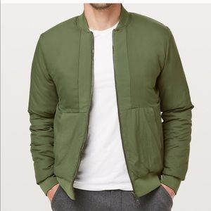 Lululemon rival side bomber men’s M
